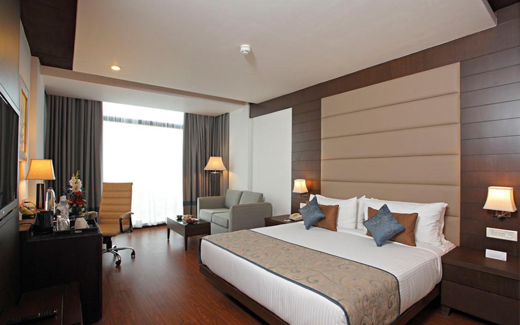 Hotel Vijai Paradise Coimbatore Exterior foto