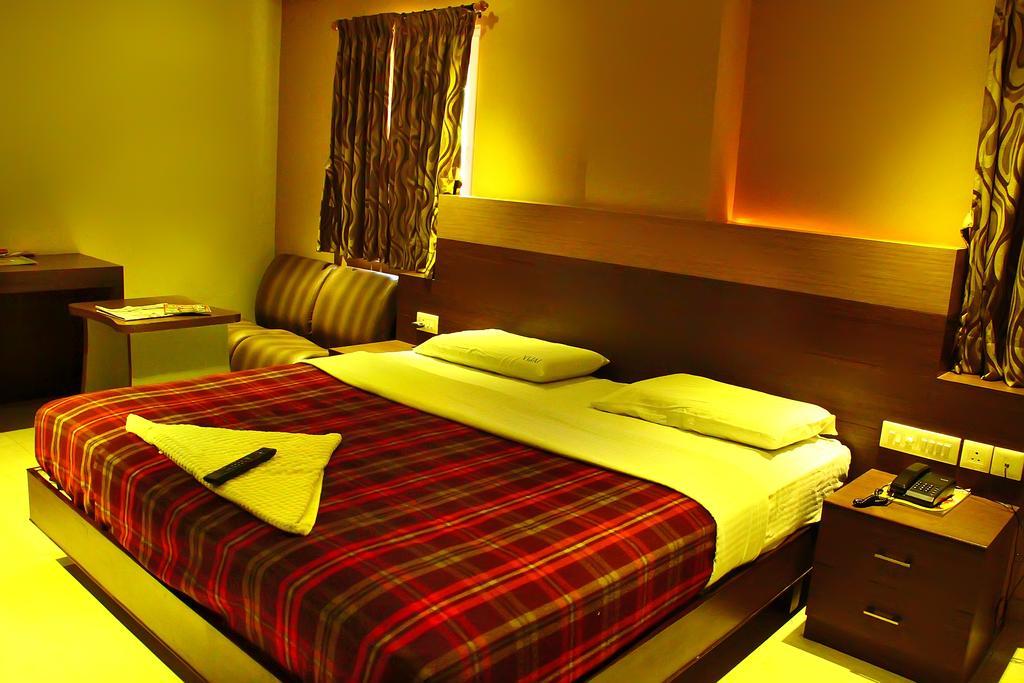 Hotel Vijai Paradise Coimbatore Zimmer foto